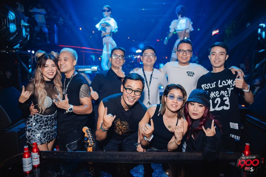 Abundance x 1900 Club