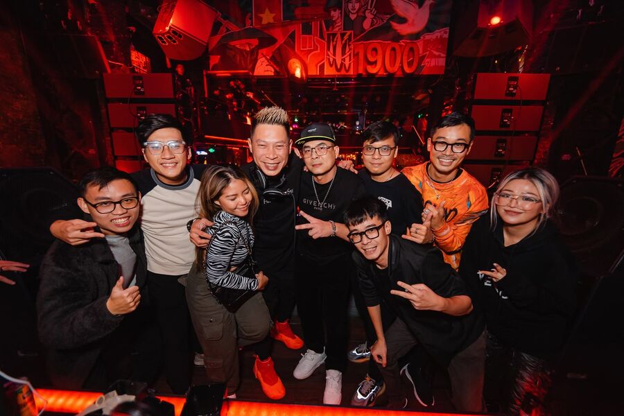Abundance x 1900 Club