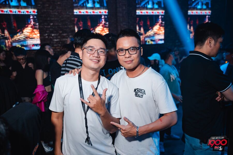 Abundance x 1900 Club